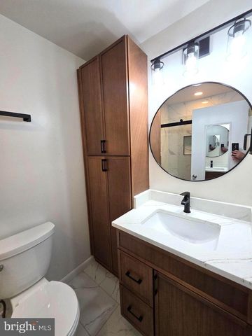 2001 WETHERSFIELD CT, Reston, VA 20191