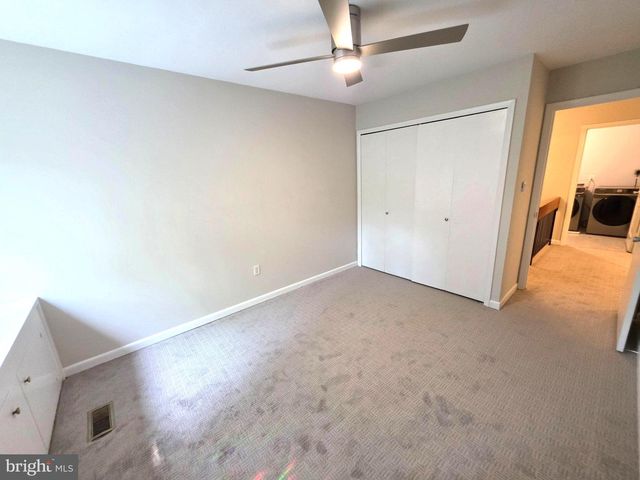 2001 WETHERSFIELD CT, Reston, VA 20191