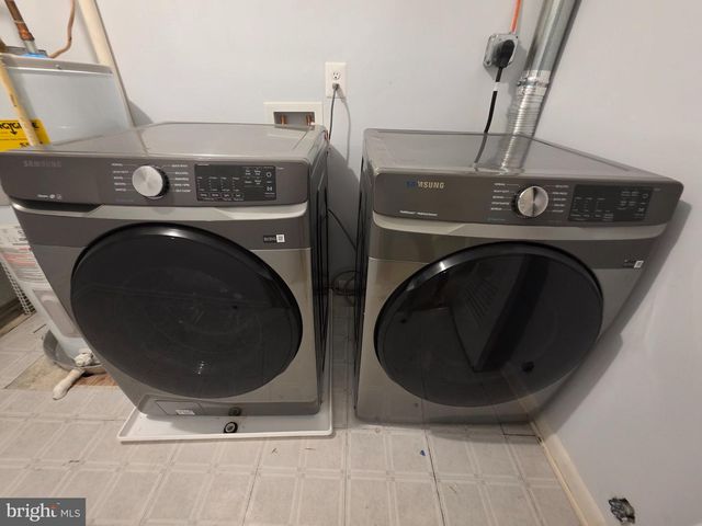 2001 WETHERSFIELD CT, Reston, VA 20191