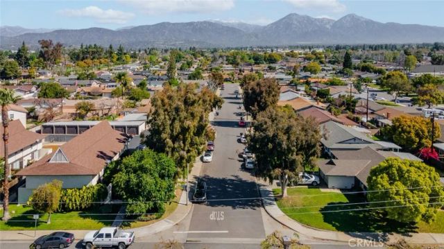 1934 Bobolink Way, Pomona, CA 91767