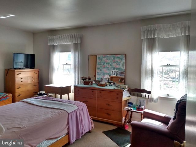39 WILLIAM PENN DR, Chambersburg, PA 17201