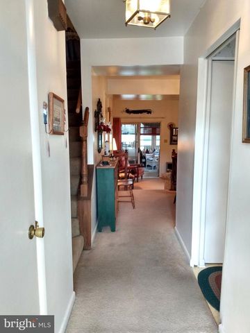 39 WILLIAM PENN DR, Chambersburg, PA 17201