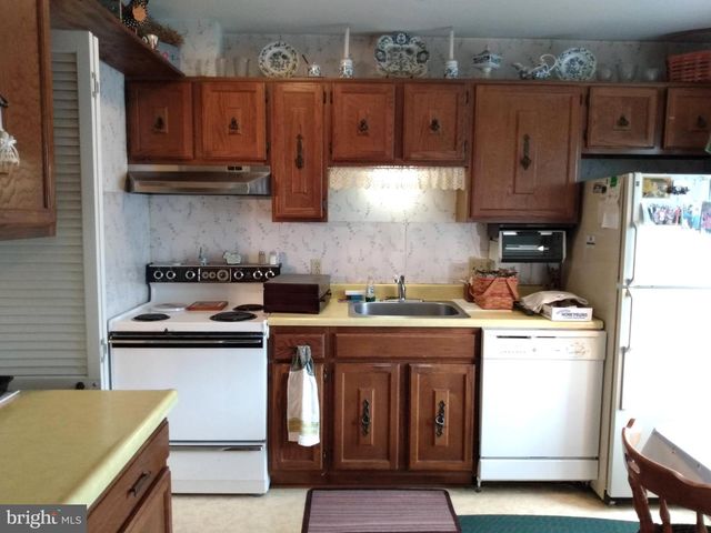 39 WILLIAM PENN DR, Chambersburg, PA 17201