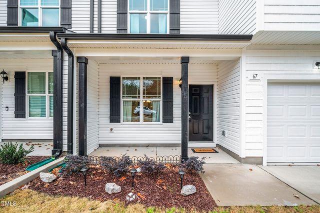 67 Stewarts Knob Drive, Clayton, NC 27527