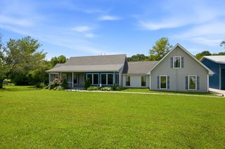 1313 Stayton Rd, Cumberland Furnace, TN 37051