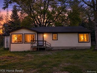 4456 Five Lakes Road, North Branch, MI 48461