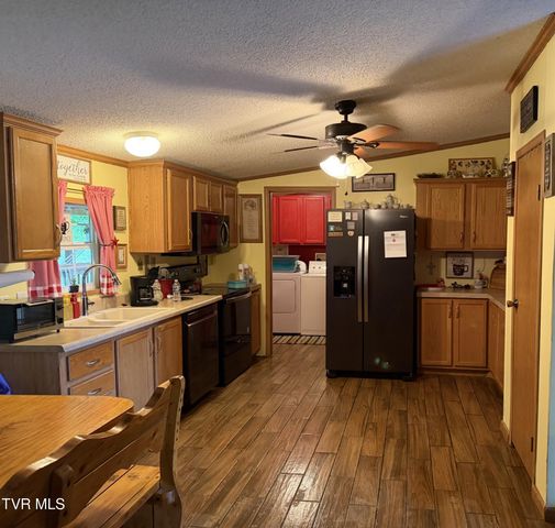 6411 Yellow Poplar Street, Wise, VA 24293