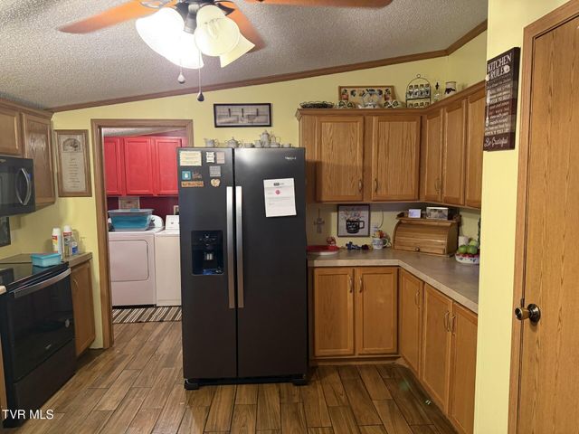 6411 Yellow Poplar Street, Wise, VA 24293