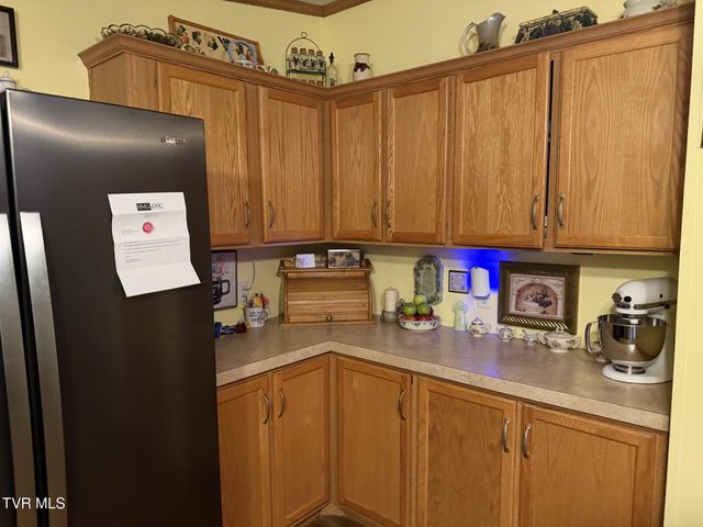 6411 Yellow Poplar Street, Wise, VA 24293