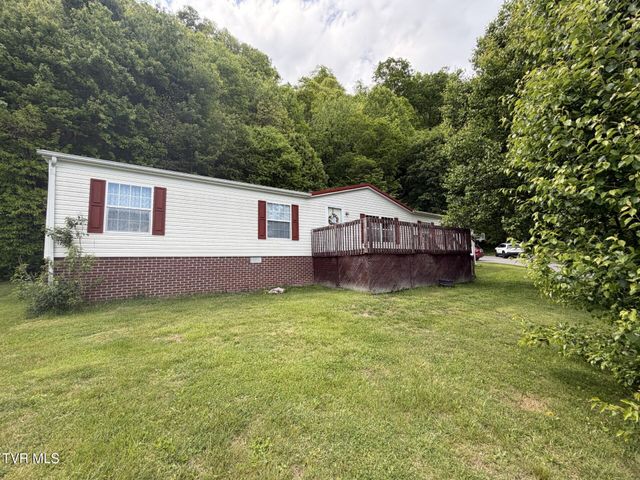 6411 Yellow Poplar Street, Wise, VA 24293