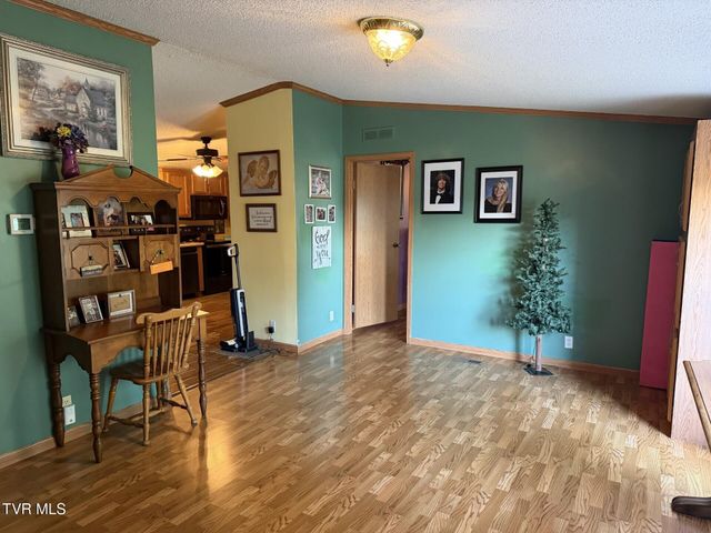 6411 Yellow Poplar Street, Wise, VA 24293