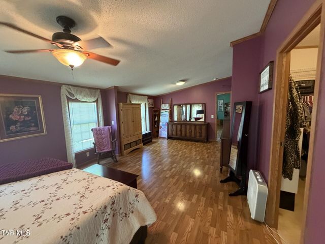 6411 Yellow Poplar Street, Wise, VA 24293