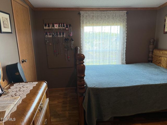 6411 Yellow Poplar Street, Wise, VA 24293