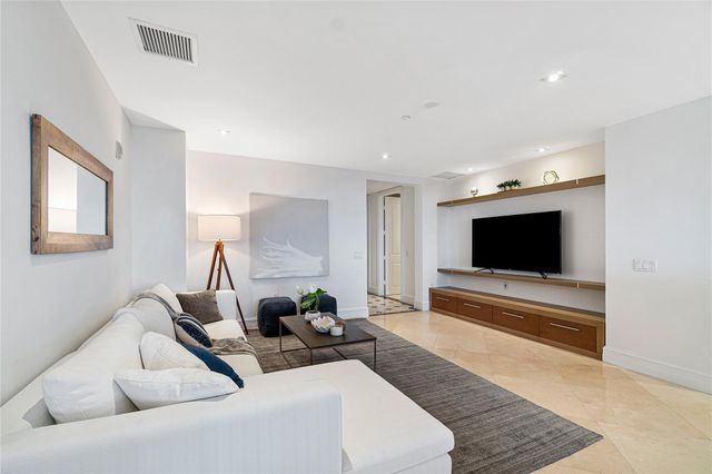 1 N Ocean Blvd 402, Boca Raton, FL 33432