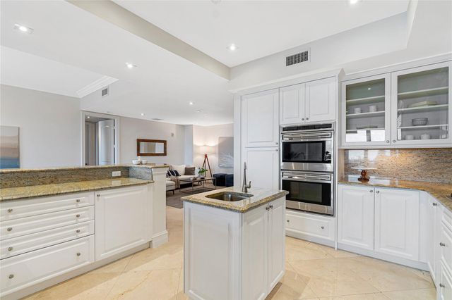 1 N Ocean Blvd 402, Boca Raton, FL 33432