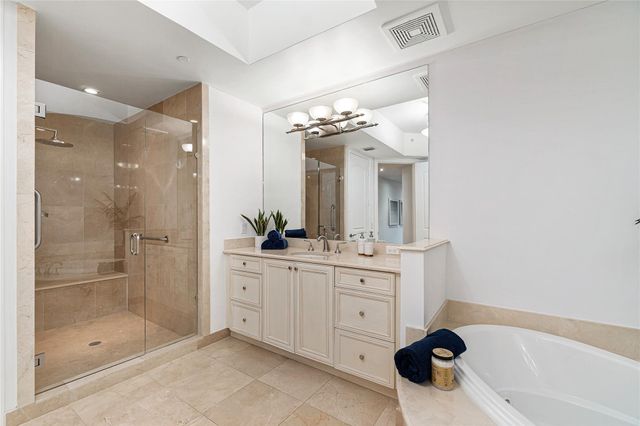 1 N Ocean Blvd 402, Boca Raton, FL 33432