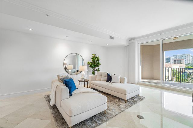 1 N Ocean Blvd 402, Boca Raton, FL 33432