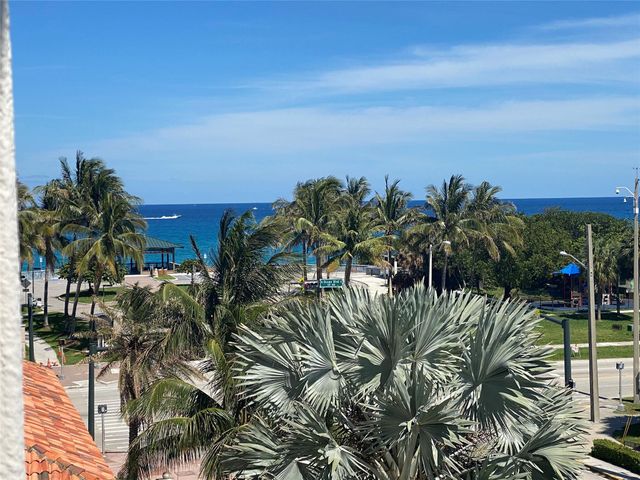 1 N Ocean Blvd 402, Boca Raton, FL 33432