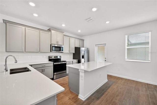 2559 RELAXING LANE, Kissimmee, FL 34744