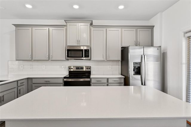 2559 RELAXING LANE, Kissimmee, FL 34744