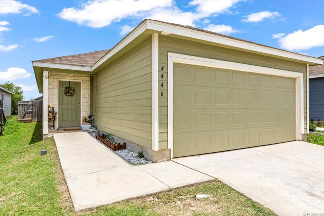 4446 Grassland Pass, San Antonio, TX 78222