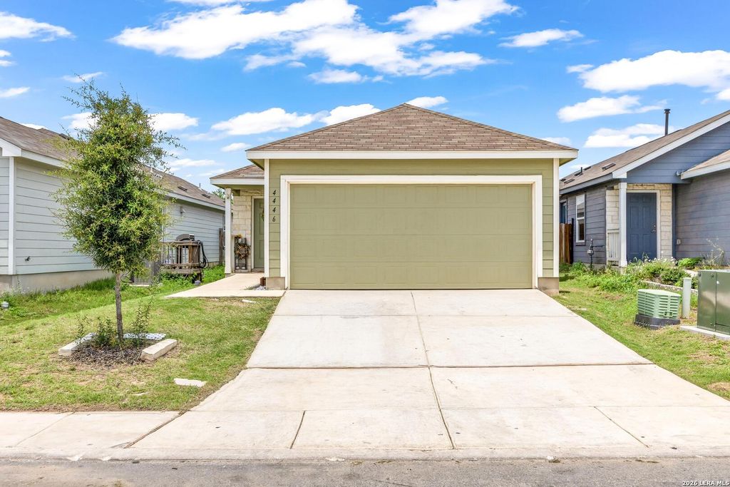 4446 Grassland Pass, San Antonio, TX 78222