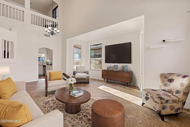 1537 SNOWY PLOVER Street, El Paso, TX 79928