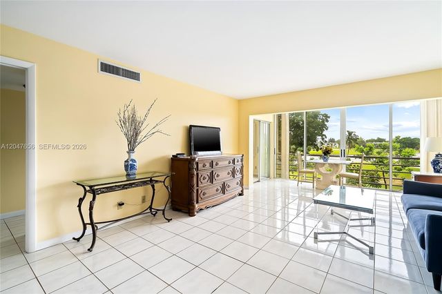 4500 Gefion Ct 304, Lake Worth, FL 33467