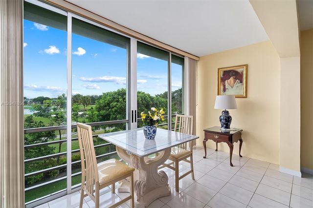 4500 Gefion Ct 304, Lake Worth, FL 33467