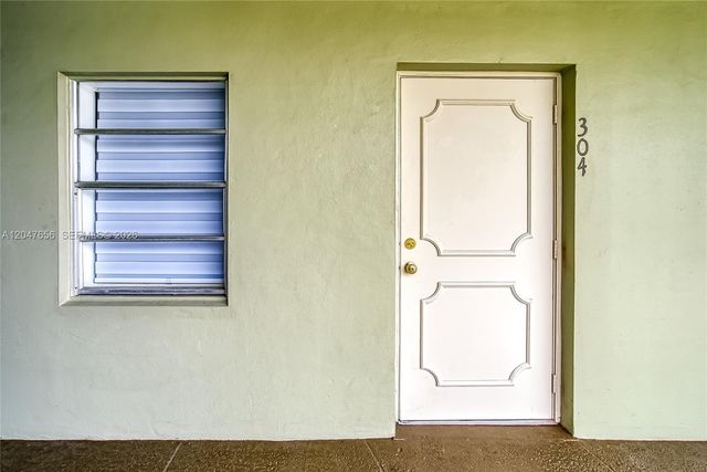 4500 Gefion Ct 304, Lake Worth, FL 33467