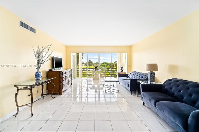 4500 Gefion Ct 304, Lake Worth, FL 33467
