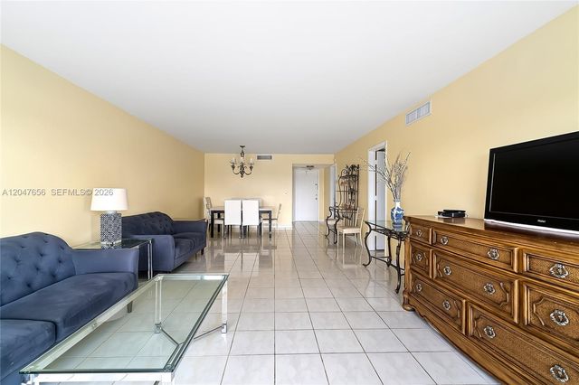 4500 Gefion Ct 304, Lake Worth, FL 33467