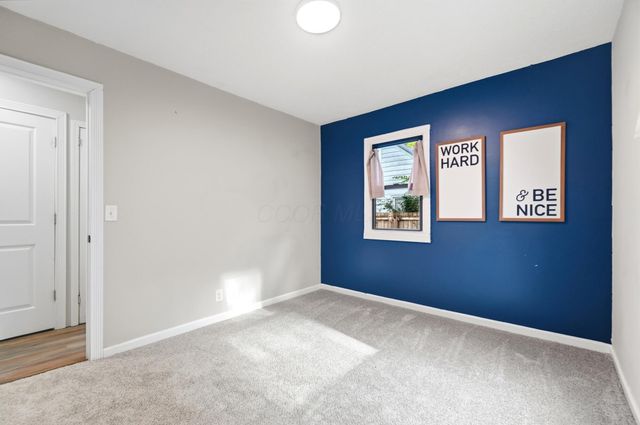 5698 Indianola Avenue, Worthington, OH 43085