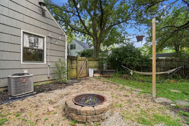 5698 Indianola Avenue, Worthington, OH 43085
