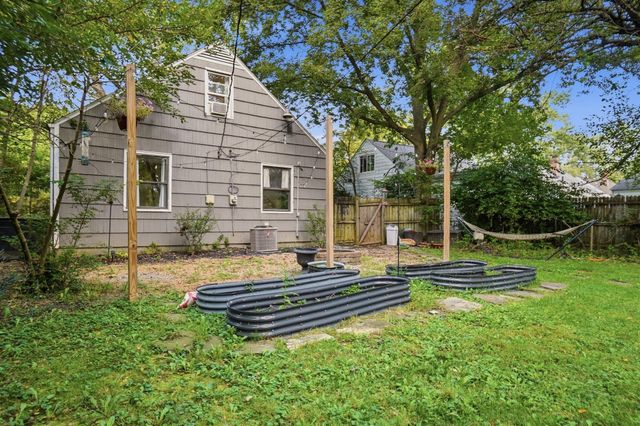 5698 Indianola Avenue, Worthington, OH 43085