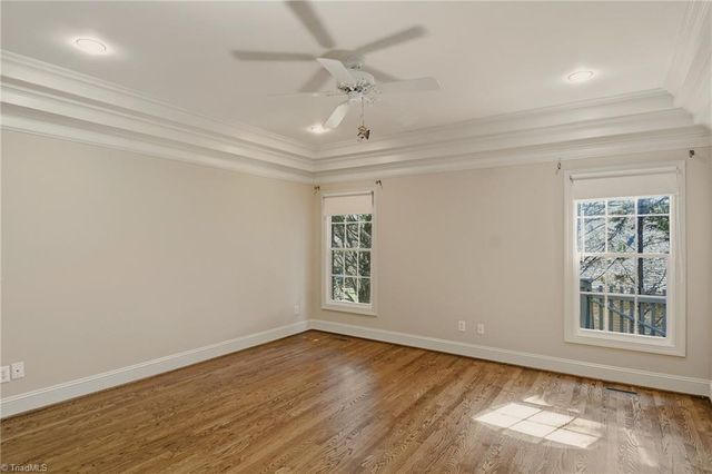 209 Brooks Landing Drive, Winston-salem, NC 27106