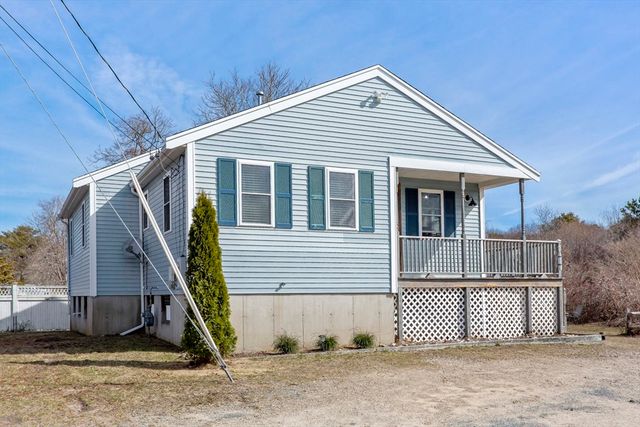 20 Evergreen St, Wareham, MA 02558
