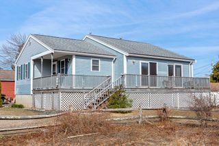 20 Evergreen St, Wareham, MA 02558