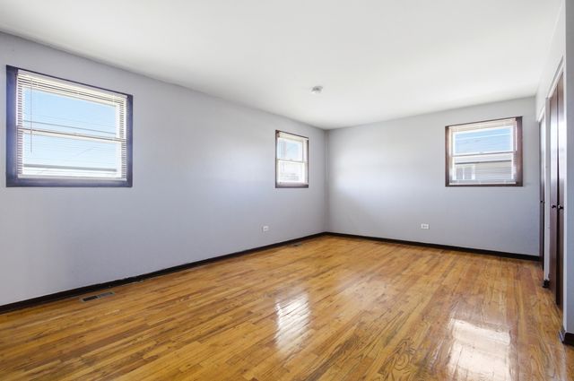 16544 Prairie Avenue, South Holland, IL 60473