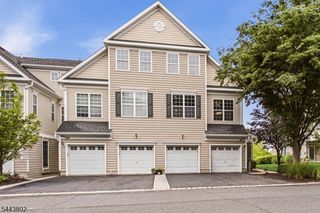 99 Swing Bridge Ln, South Bound Brook Boro, NJ 08880