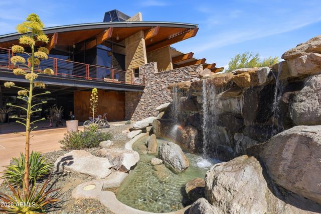 1717 W BUCKHORN Trail, Phoenix, AZ 85085