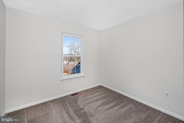 126 SHINN CIR, Wilmington, DE 19808