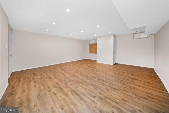 126 SHINN CIR, Wilmington, DE 19808