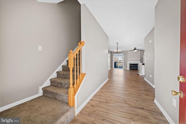 126 SHINN CIR, Wilmington, DE 19808