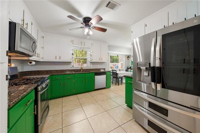 2054 S Cove Trail, Marietta, GA 30066