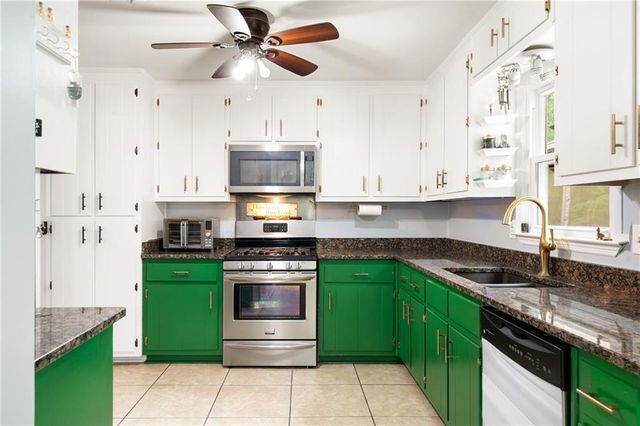 2054 S Cove Trail, Marietta, GA 30066