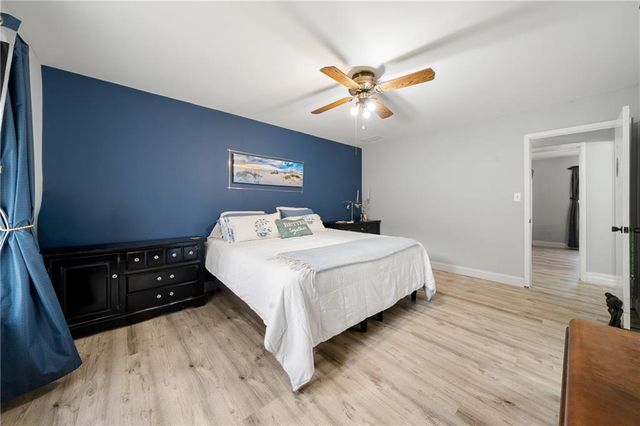 2054 S Cove Trail, Marietta, GA 30066