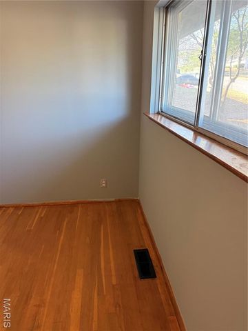 1770 Cargill Drive, St Louis, MO 63136