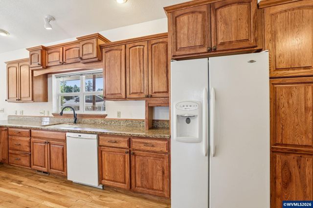 9264 Glory Ct NE, Salem, OR 97305
