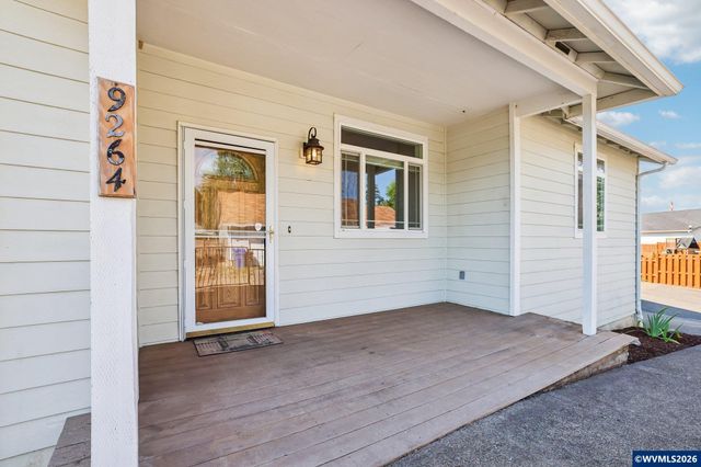 9264 Glory Ct NE, Salem, OR 97305